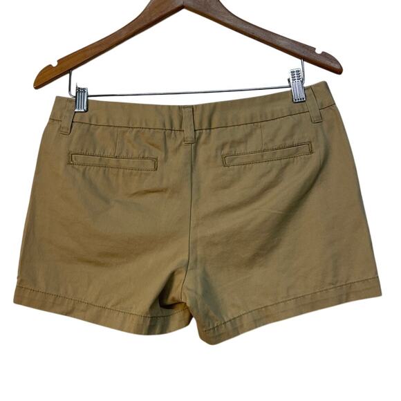 Merona Womens Khaki‎ Shorts with Black Side Stripe Size 6 3.5" inseam Pre-owned - Picture 2 of 9